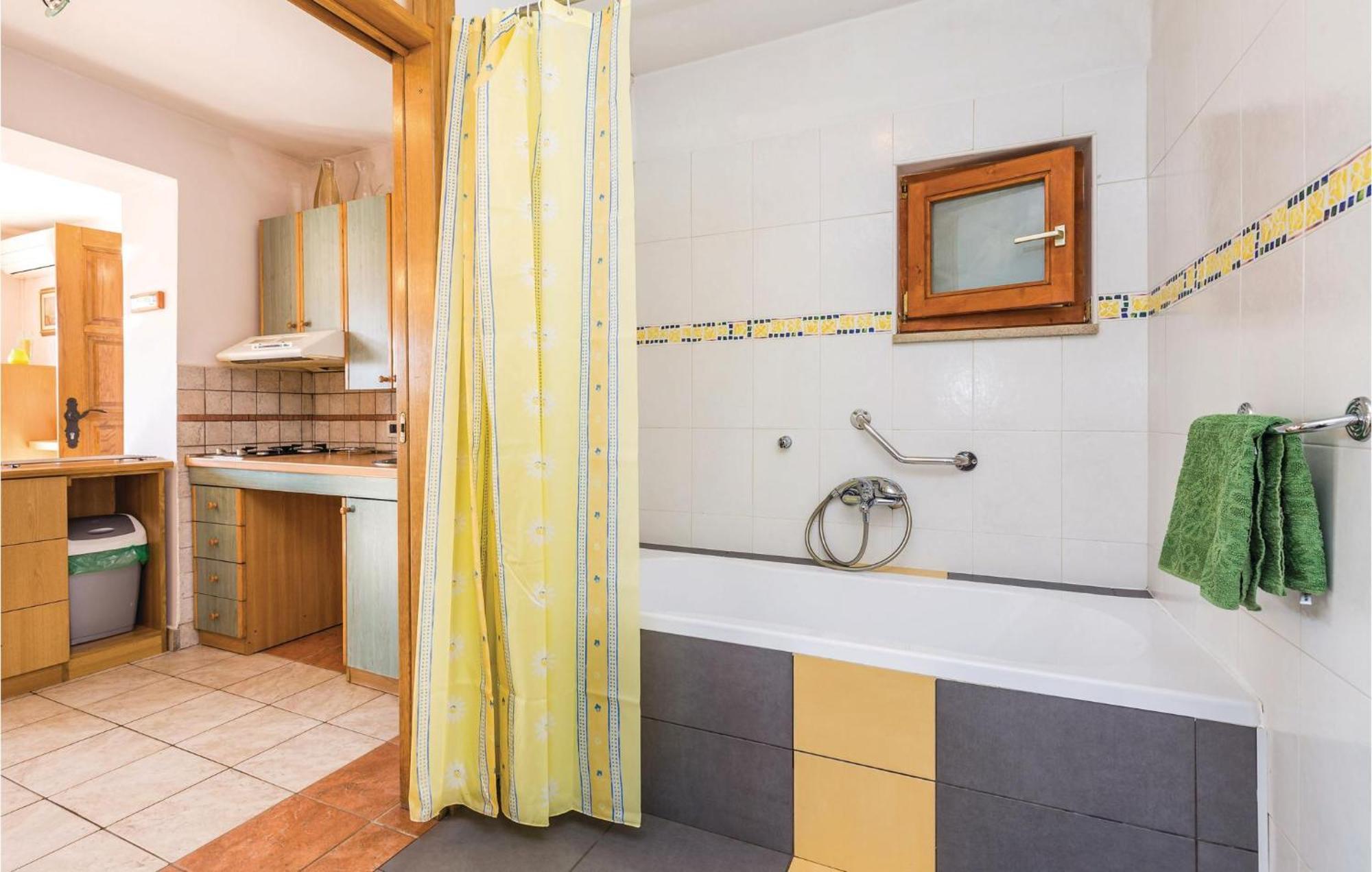 Stunning Apartment In Rijeka With 1 Bedrooms And Wifi Zewnętrze zdjęcie